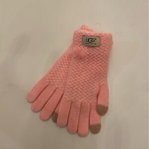 UGG Pink Tech Gloves